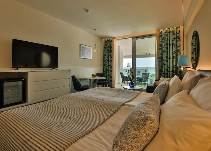 White Lagoon Resort
