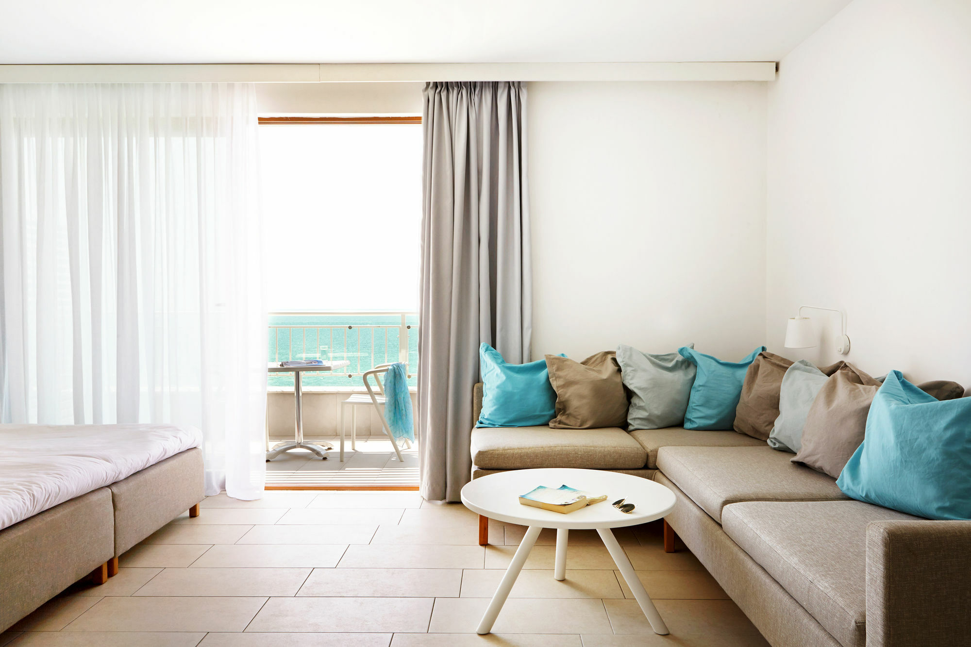 White Lagoon 4*
