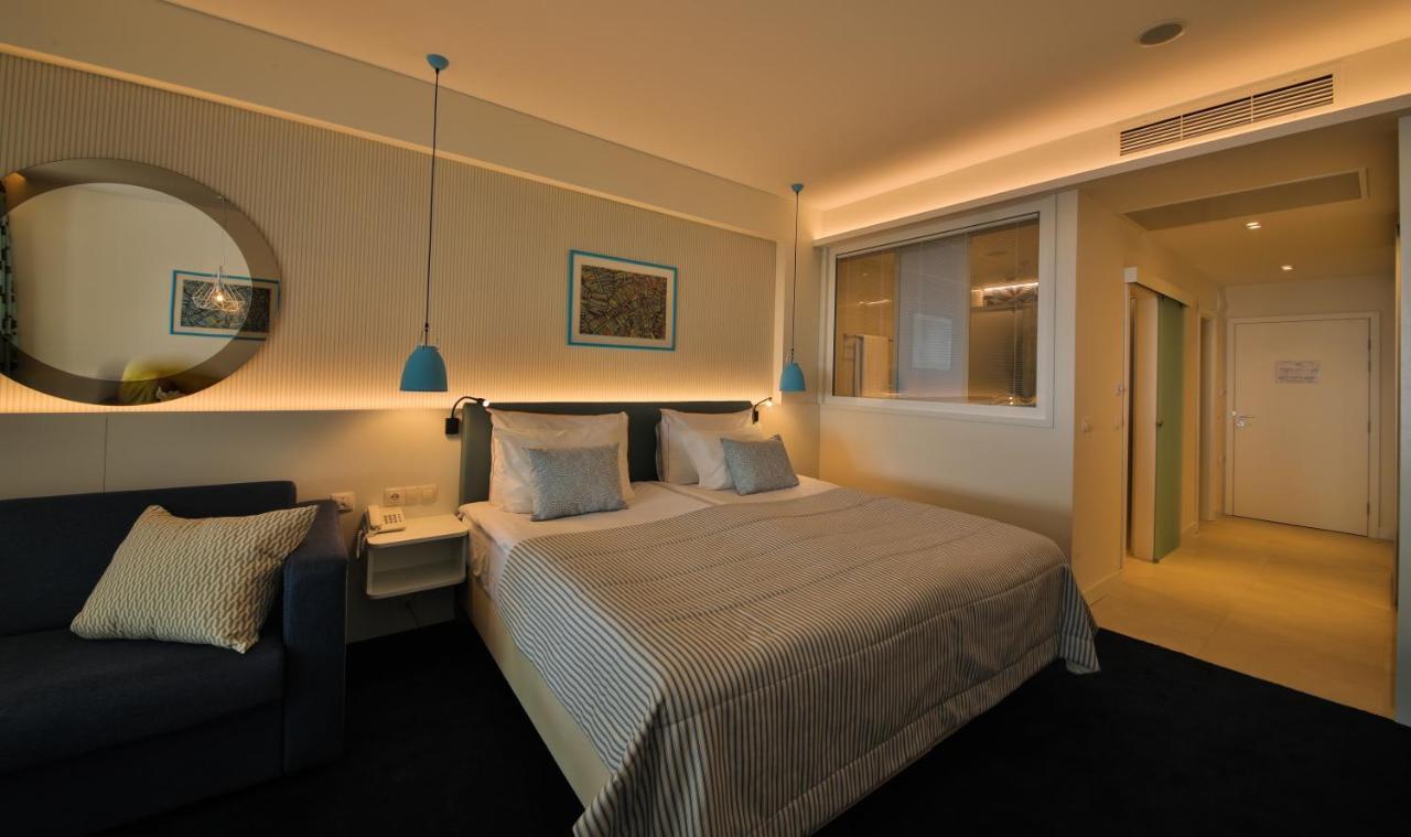 Hotel White Lagoon 4*