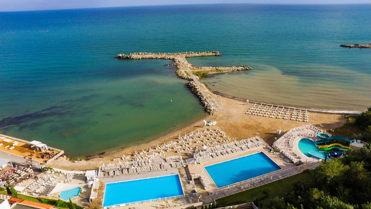 White Lagoon 4* Kavarna