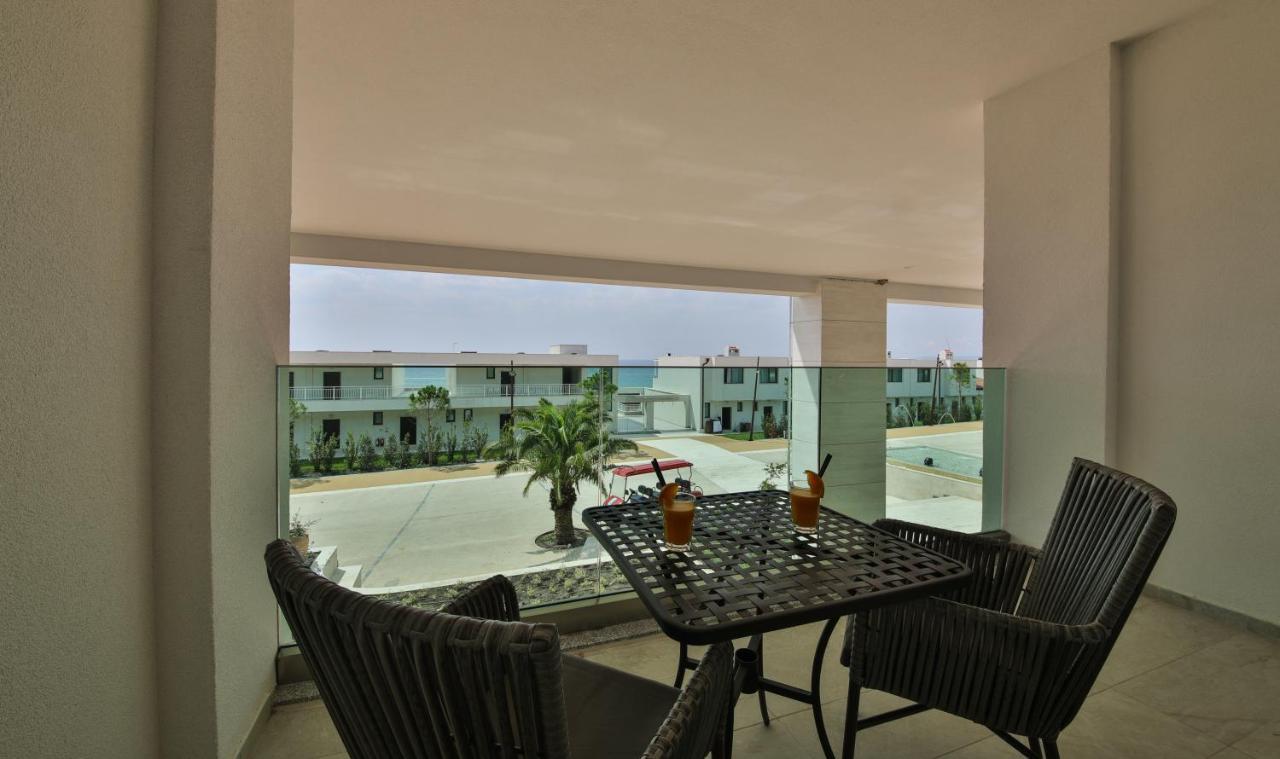 White Lagoon Otel